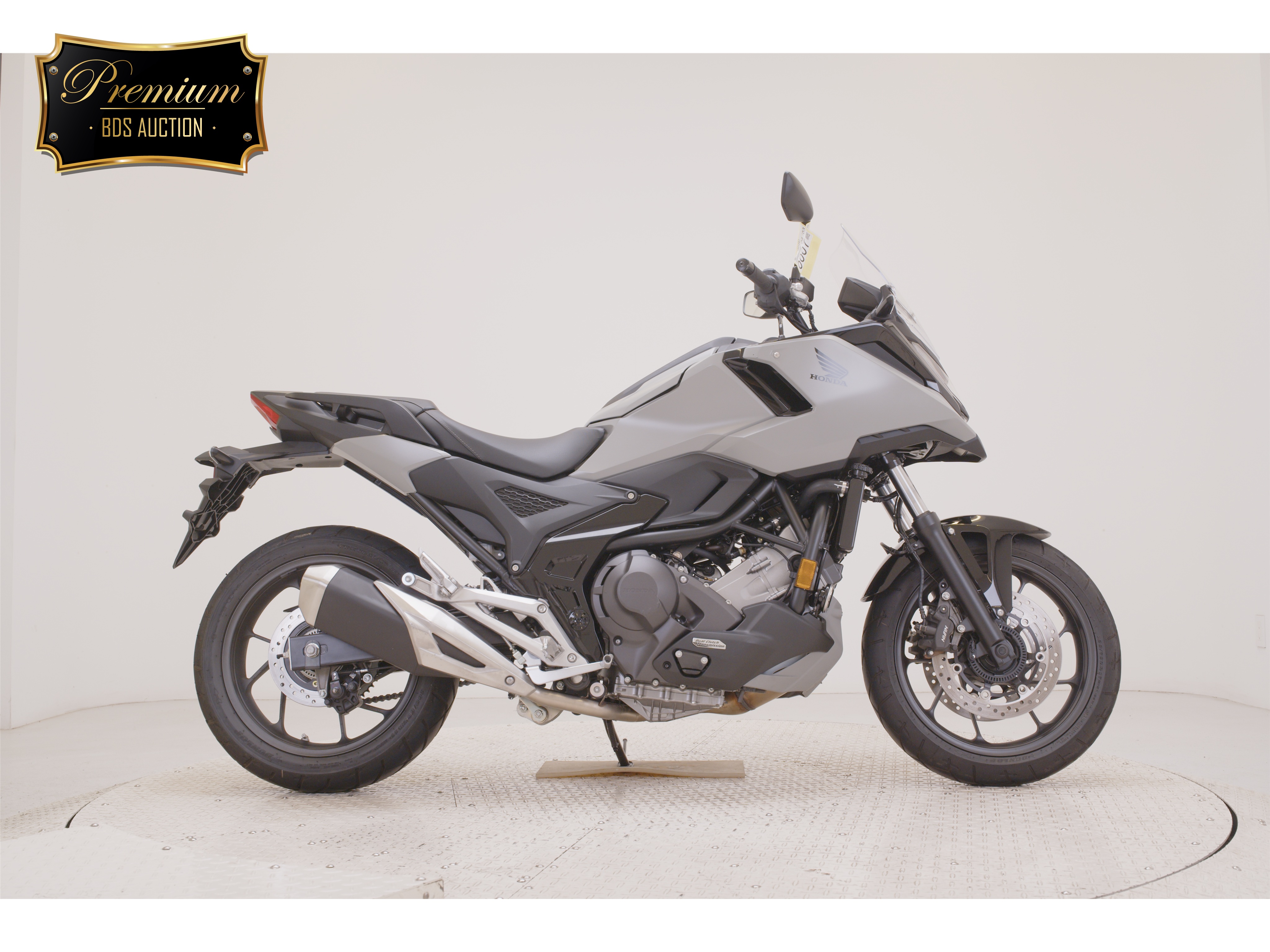 NC750XD-3